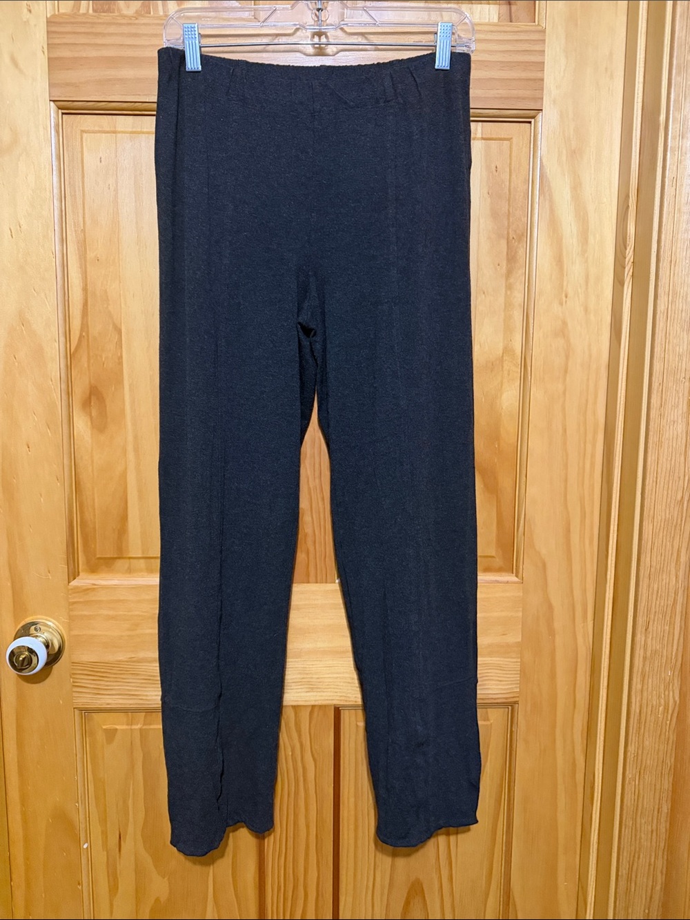 Eileen Fisher Charcoal Gray Straight Leg Pull on Pants, Size XS.  Italian Yarn.